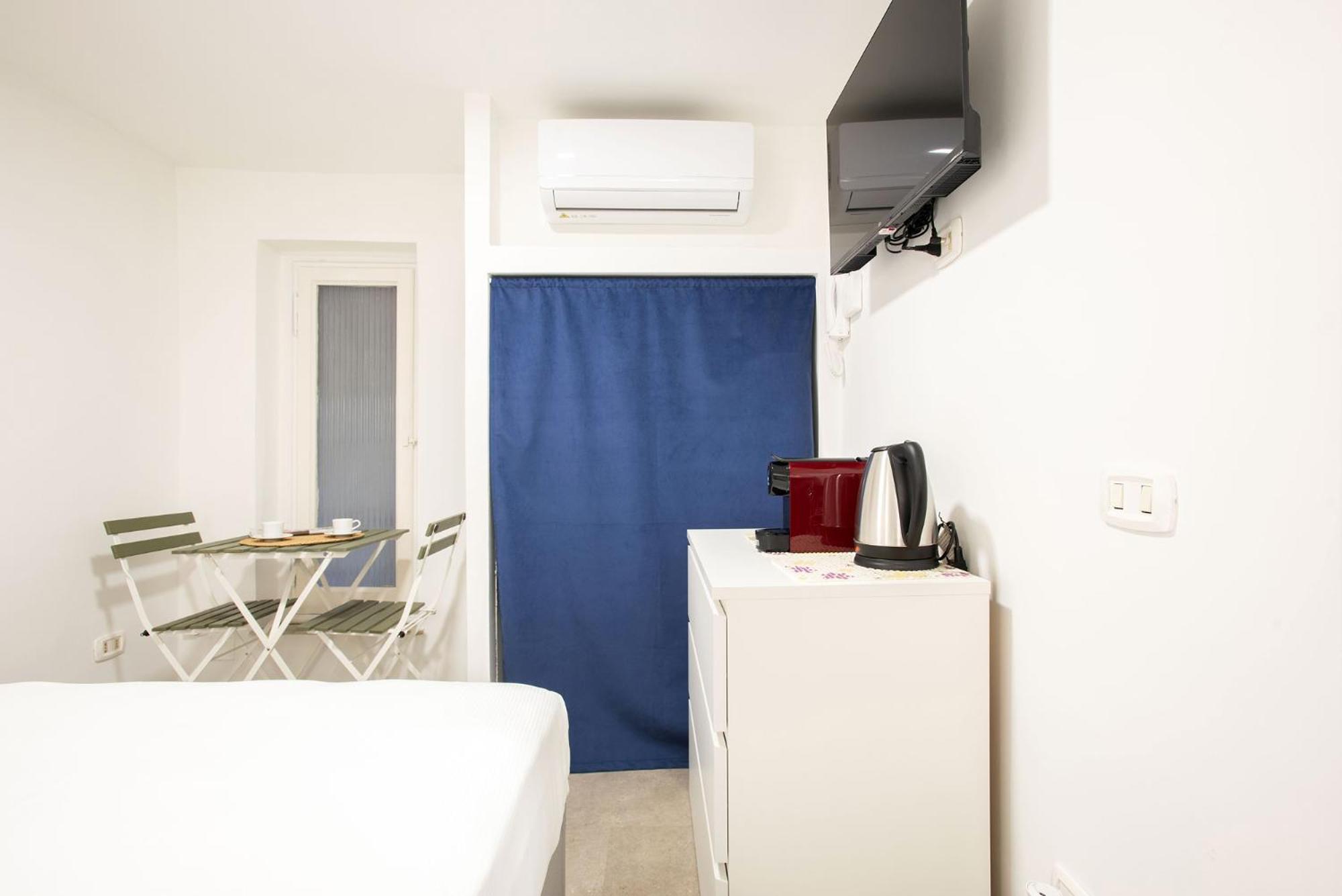 Comfortable Pied-a-terre In The Center Of